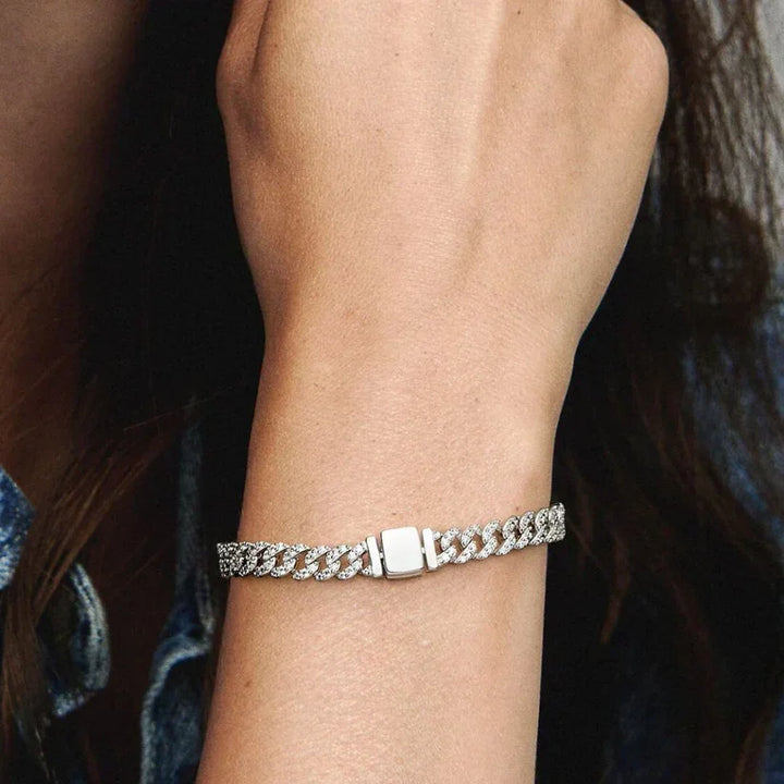 Adele | Cuban Bracelet in Moissanite