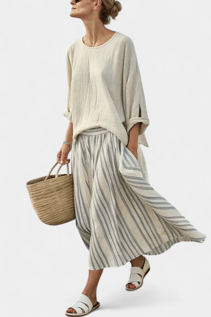 Šárka – Comfortable T-Shirt and Striped Midi Skirt