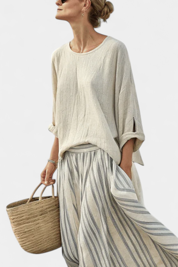 Šárka – Comfortable T-Shirt and Striped Midi Skirt