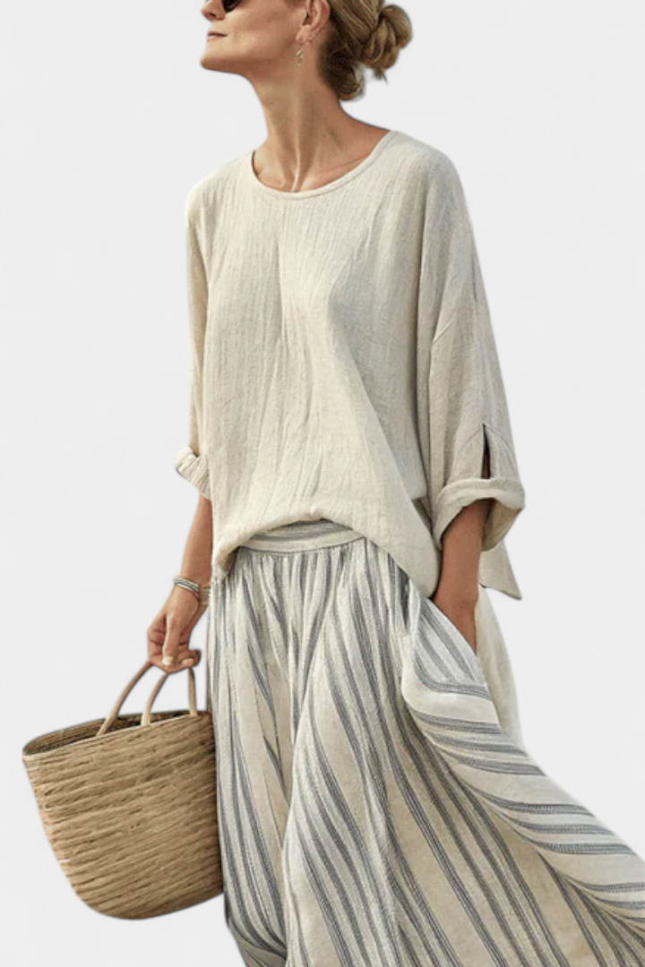Šárka – Comfortable T-Shirt and Striped Midi Skirt