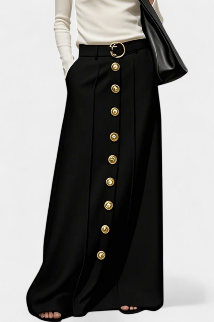 Ada | Casual city style, button-front, loose fit, and practical pockets