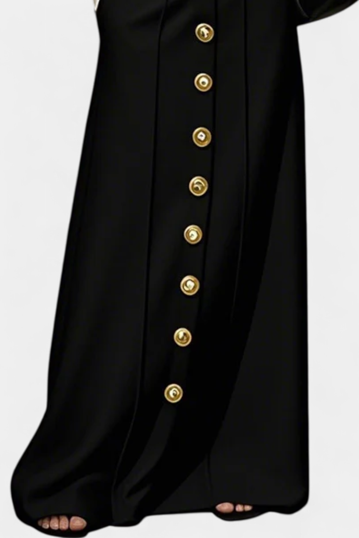 Ada | Casual city style, button-front, loose fit, and practical pockets
