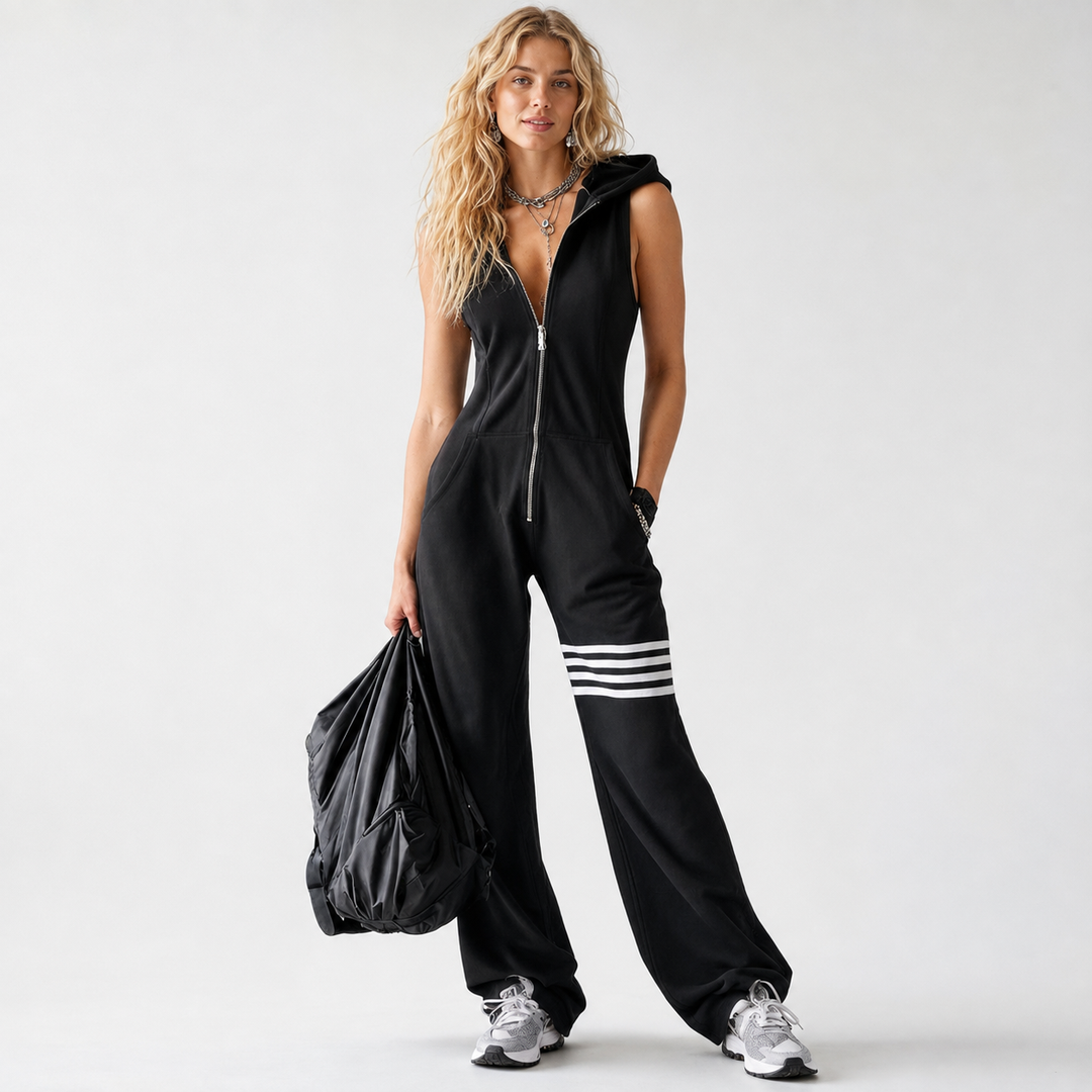 Emilia - Retro Sports Set with Hood and Stripes