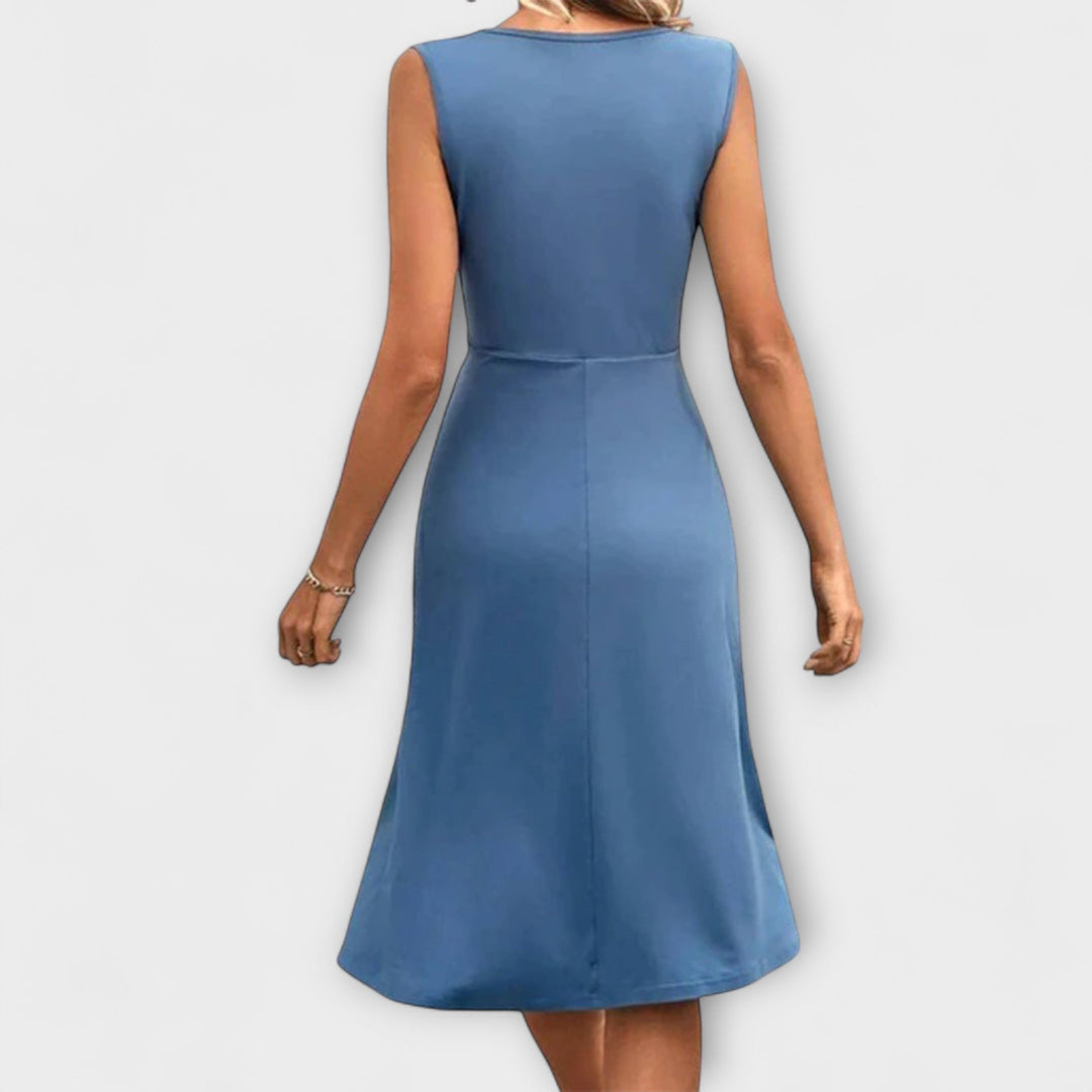 Lina - Summer Dress with Deep Décolletage