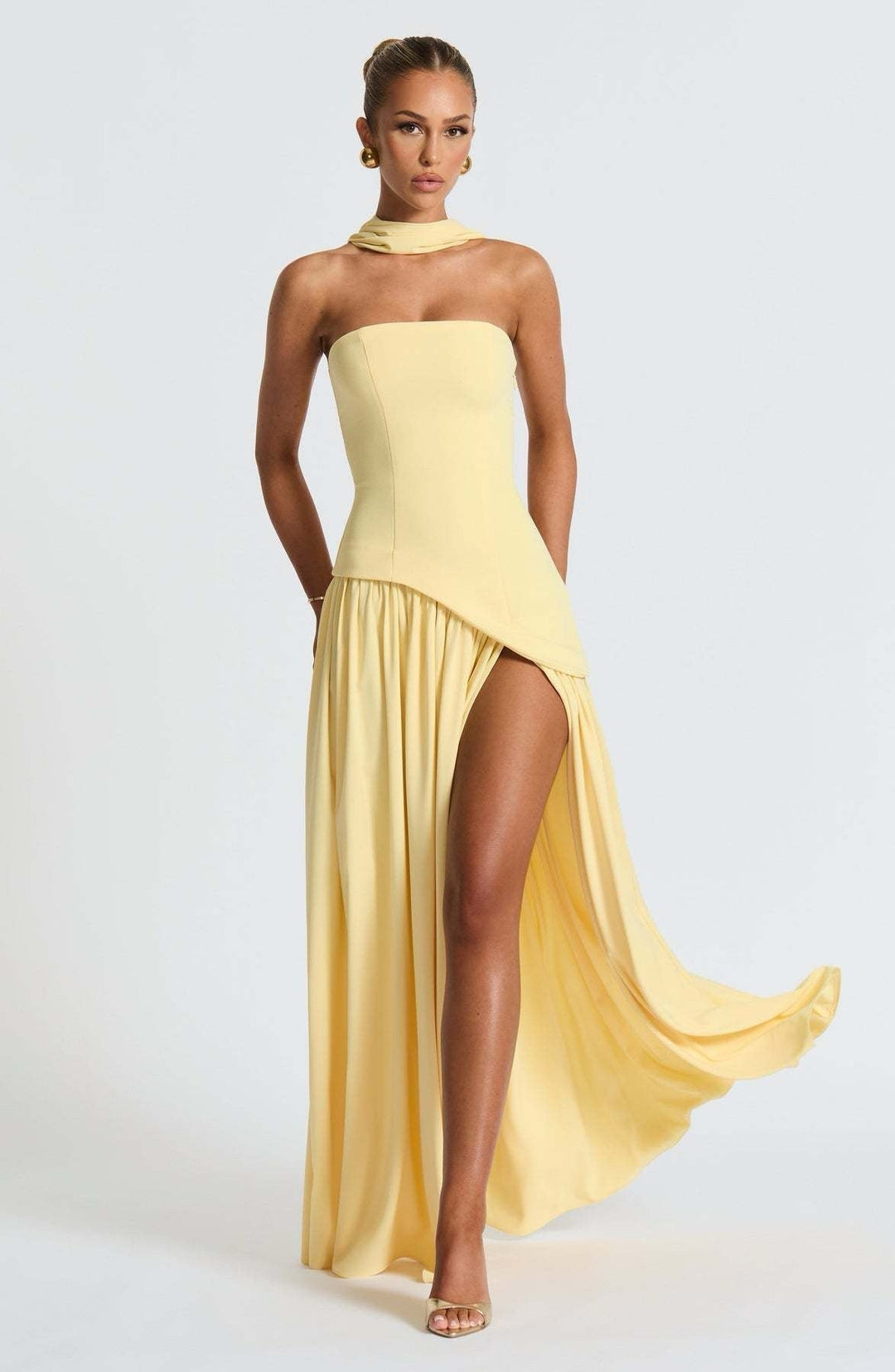 Beata – Sophisticated Long Dress