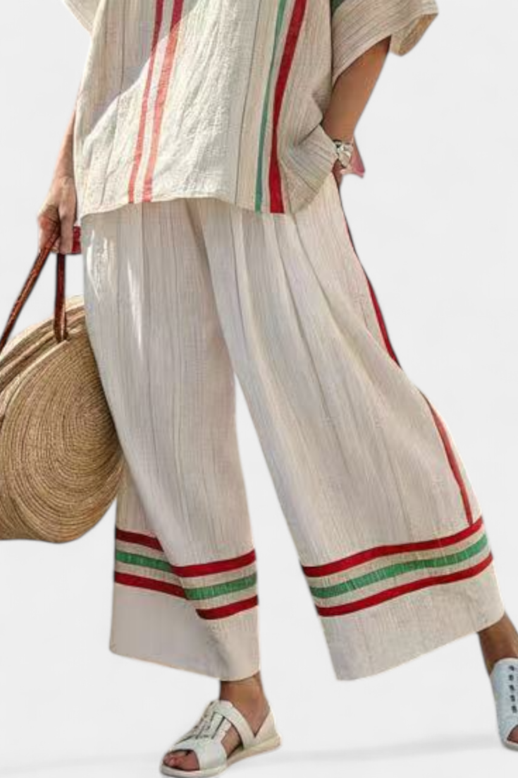 Mia – Boho-style Printed Top and Comfortable Wide Pants