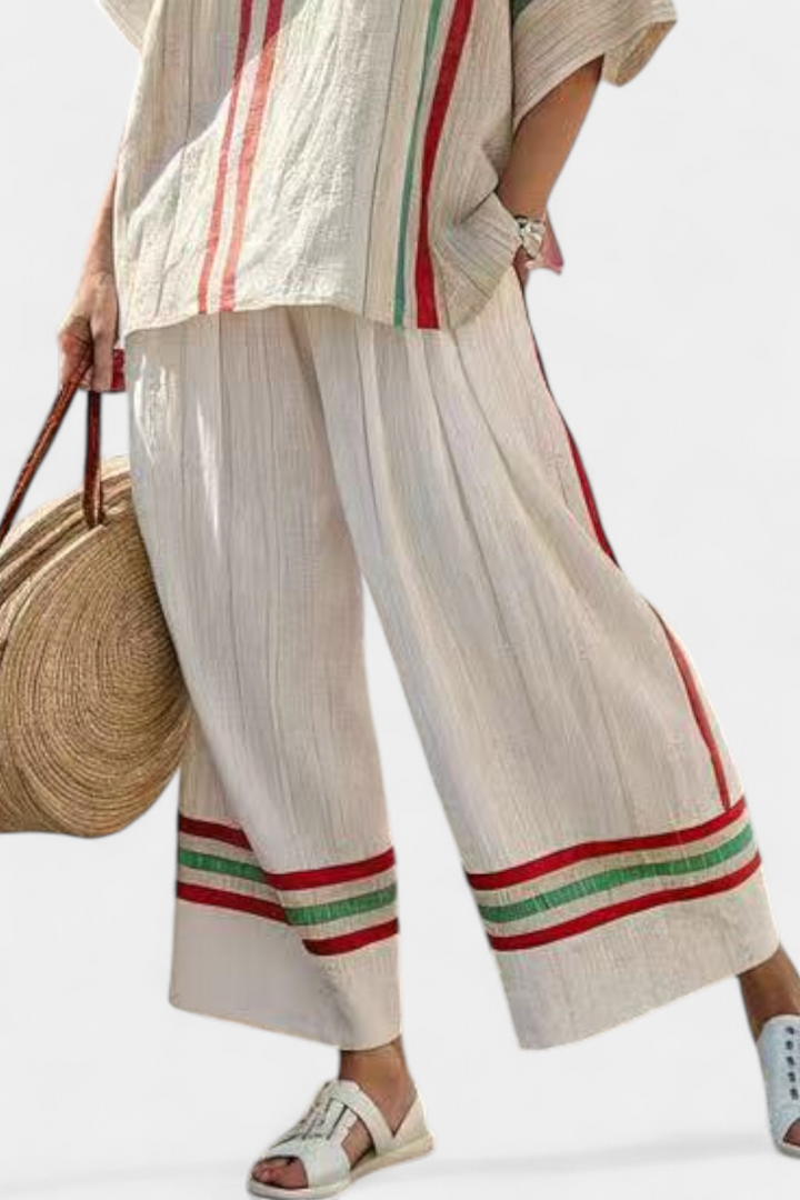Mia – Boho-style Printed Top and Comfortable Wide Pants