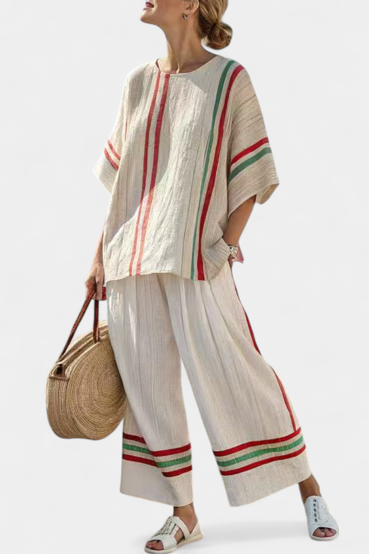 Mia – Boho-style Printed Top and Comfortable Wide Pants