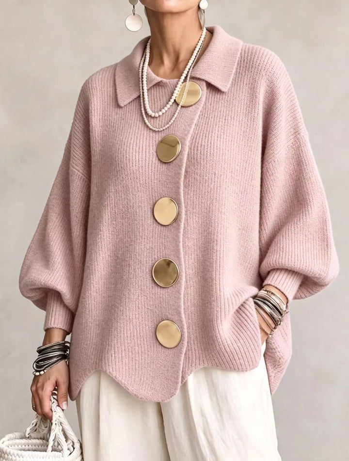 Isadora | Cardigan Oversize com Colarinho e Grandes Botões Metálicos