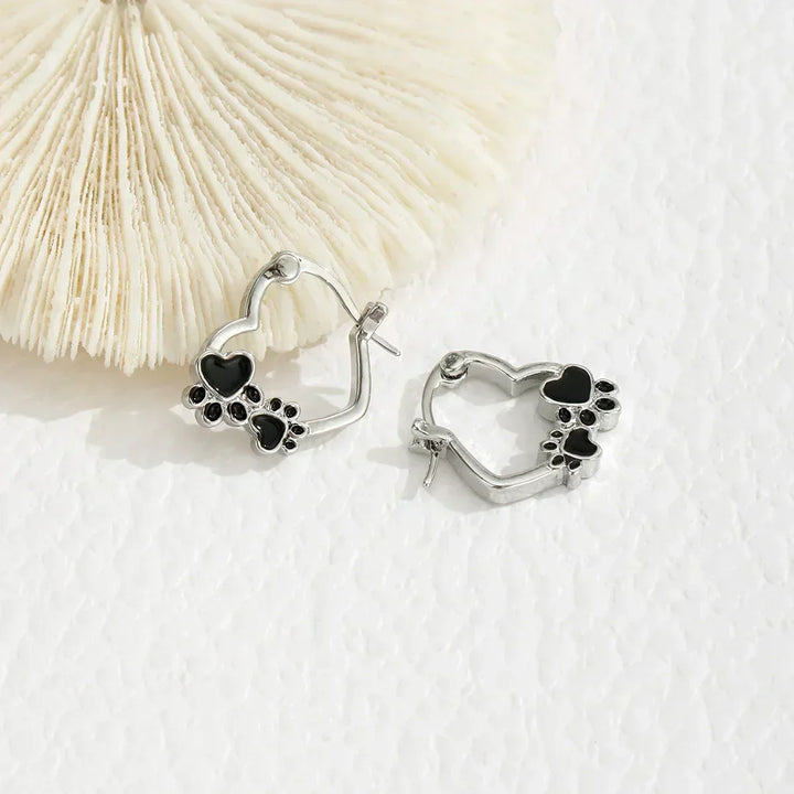Heart-Paw Hoop Earrings – Silver Animal Motif with Black Enamel Design