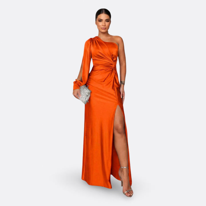 Kuutar – Elegant Maxi Dress