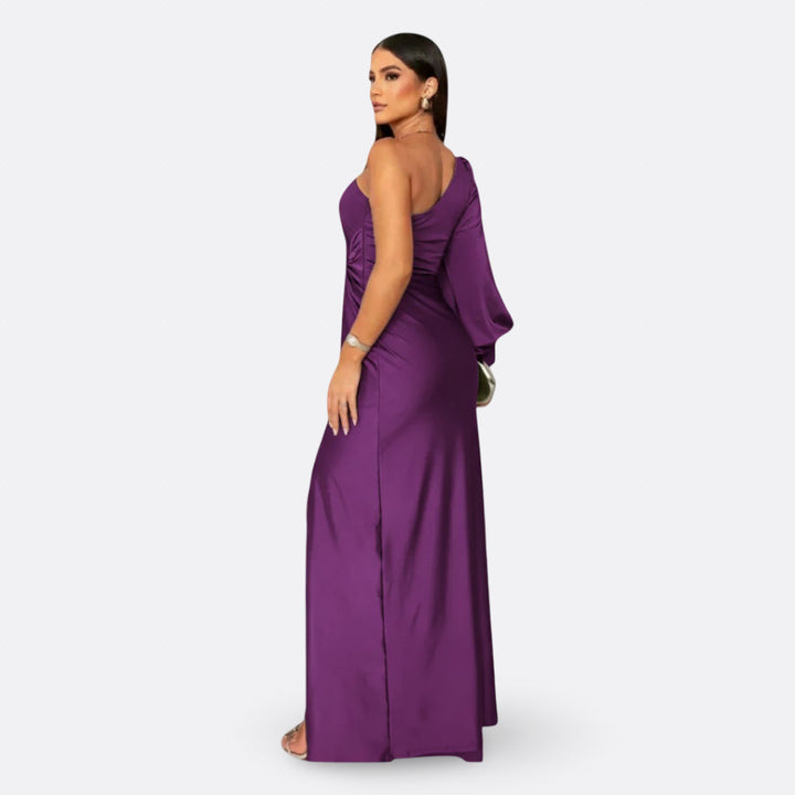 Kuutar – Elegant Maxi Dress