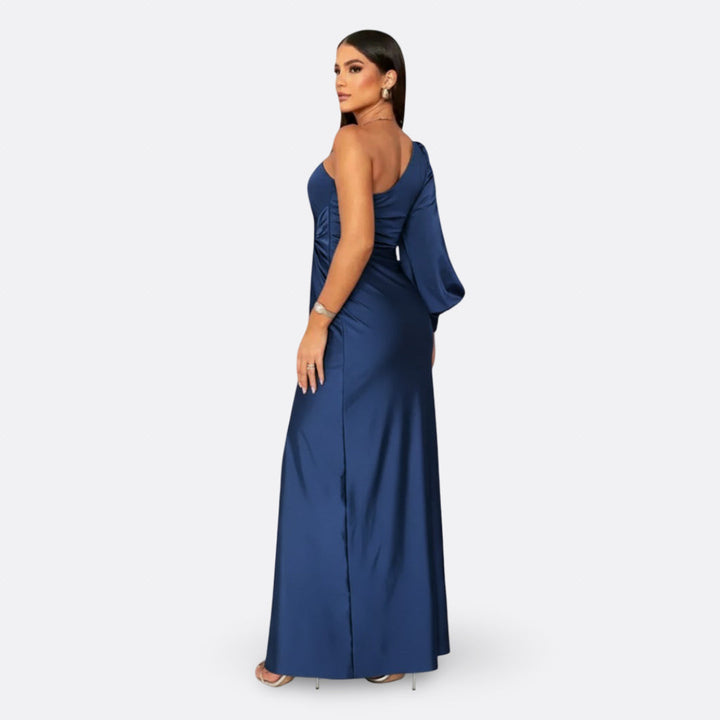 Kuutar – Elegant Maxi Dress