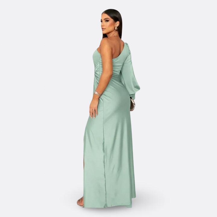 Kuutar – Elegant Maxi Dress