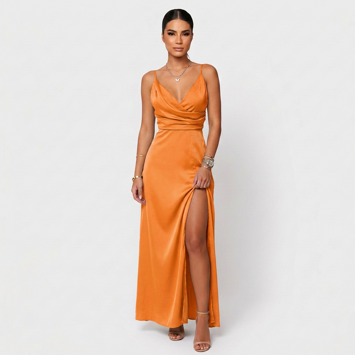 Laura – Elegant Maxi Dress