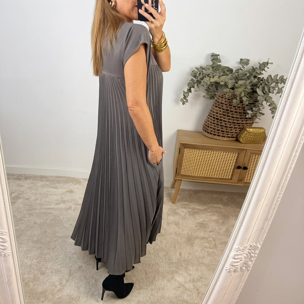 Anna – Timeless Comfort Dress