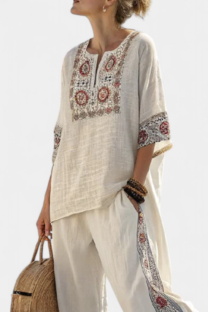 Vendula – Traditional Embroidered Shirt and Loose Pants