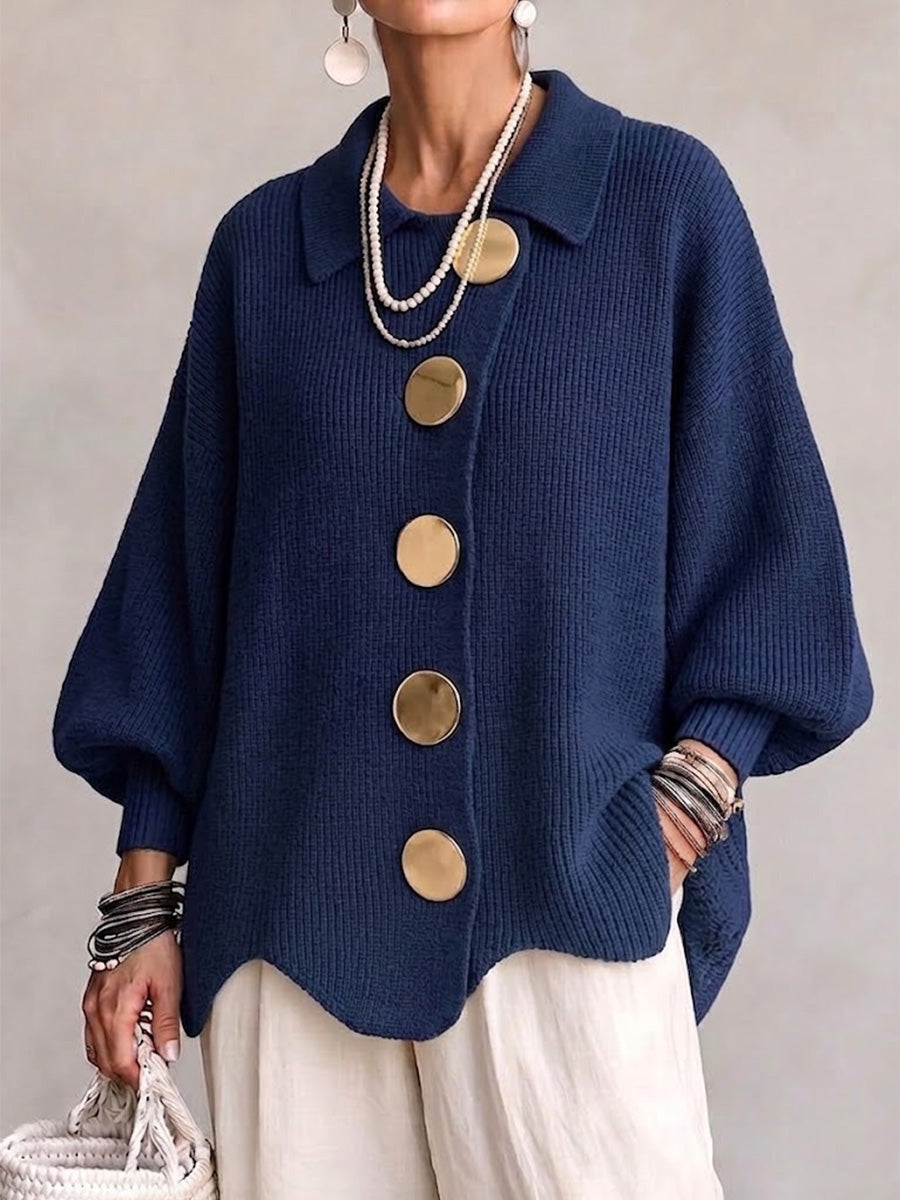 Isadora | Cardigan Oversize com Colarinho e Grandes Botões Metálicos