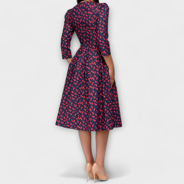 Retrozo - Stylish Knee-Length Dress